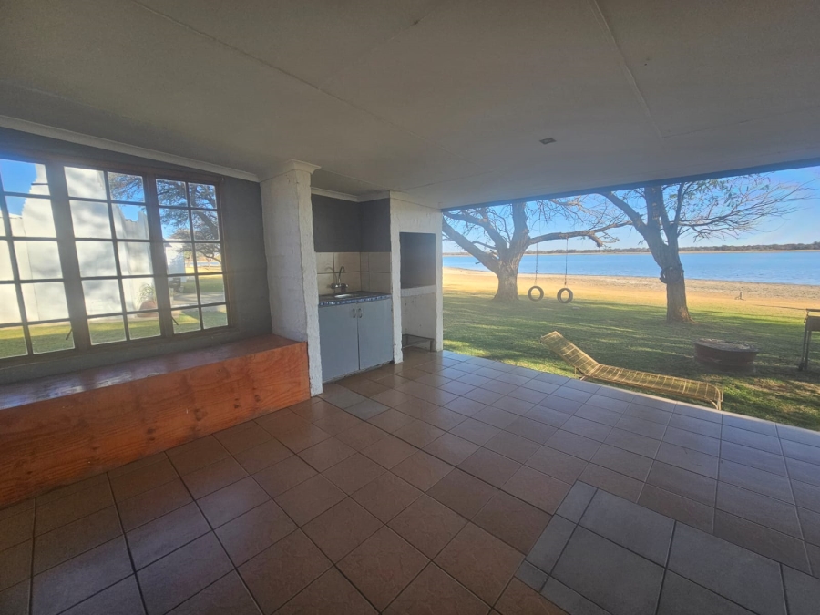 3 Bedroom Property for Sale in Disaneng North West